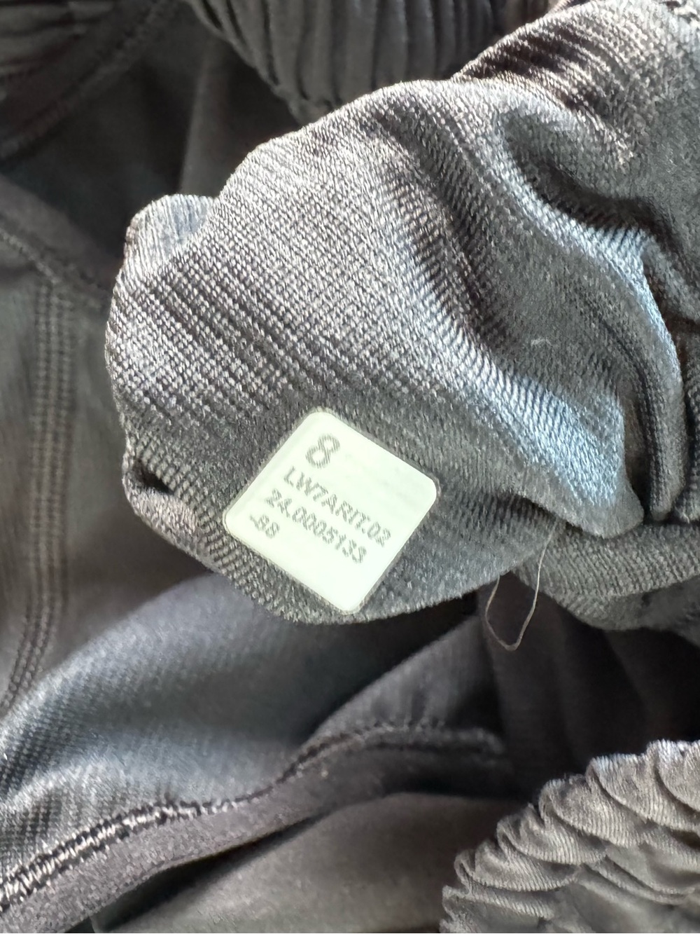 Lululemon Hotty Hot High Waist 4” Short Black Women’s 8 NWOT - Picture 8 of 8